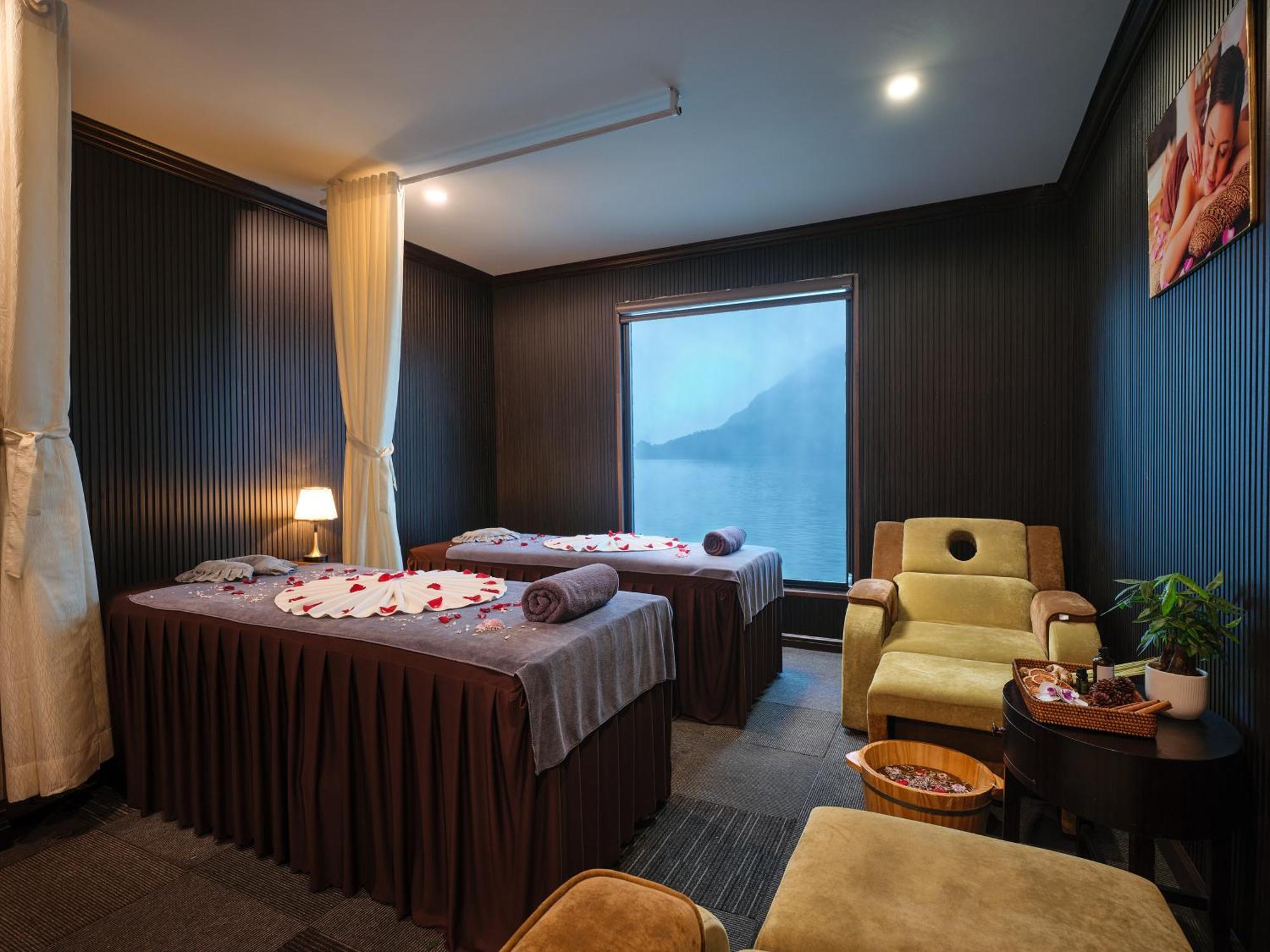 下龍 Era Premium Cruises Halong酒店 外观 照片